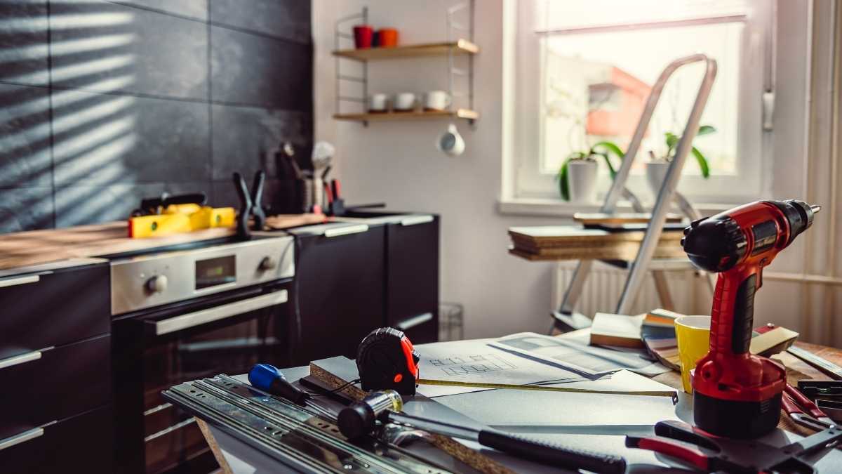 Planning for a Kitchen Renovation? Tips to Consider Before Hiring a Contractor!